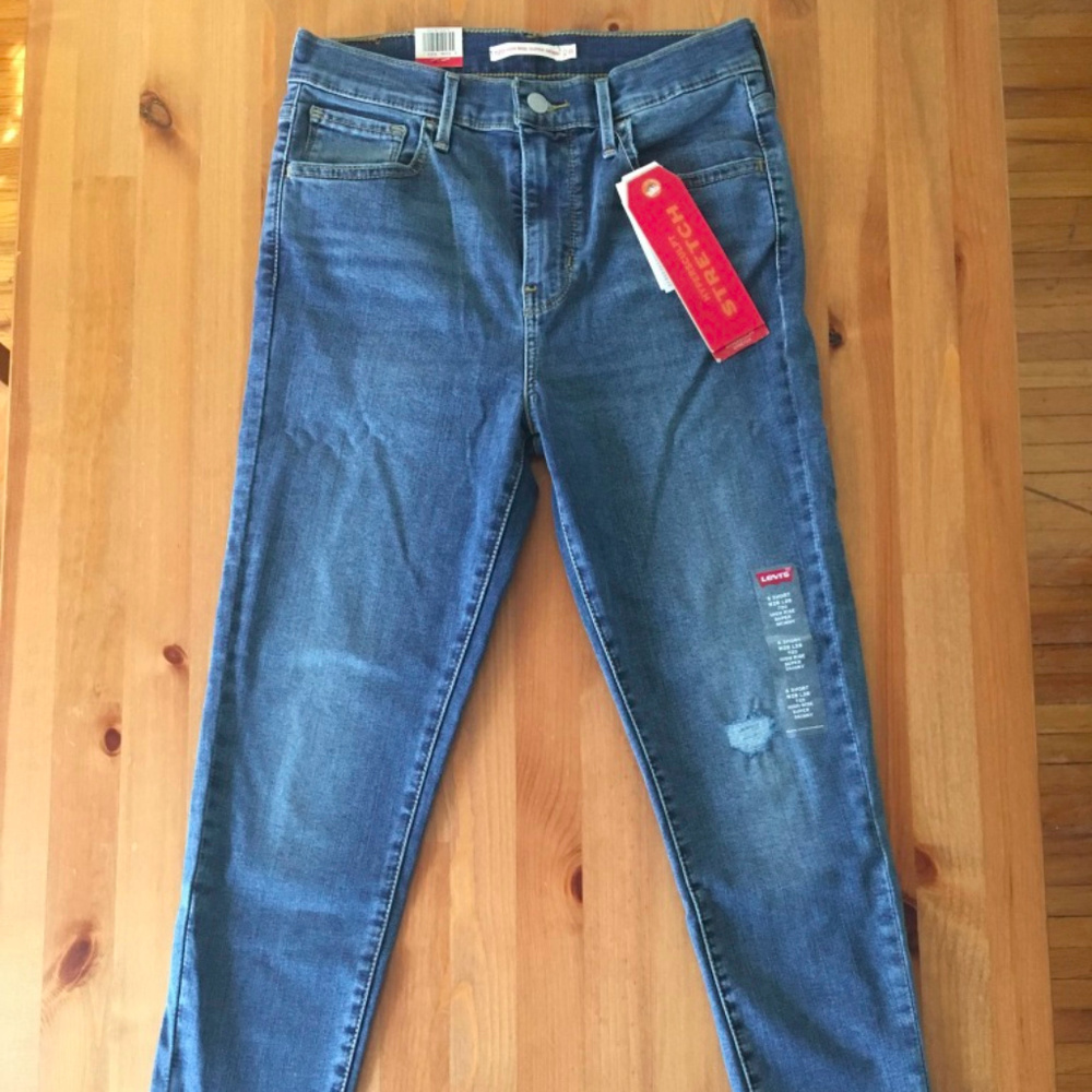 Levi's 720 High Rise Super Skinny Hypersculpt Jean